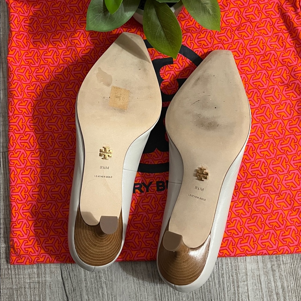Tory Burch Jessa Shoes - Picture 7 of 16